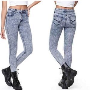 BULLHEAD ACID WASH "POISON" JEANS